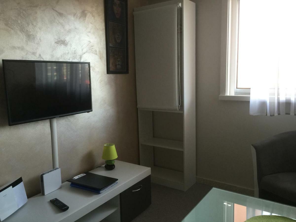 Frejus Studio Kültér fotó